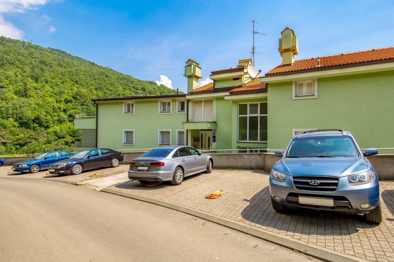 Apartment Maja Opatija With Free Private Parking And Lovely Sea View Terrace Exterior foto